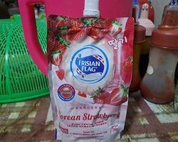 Frisian Flag Korean Strawberry