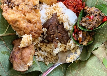 Nasi Jamblang