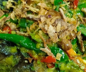 Belut Masak Kincung Aka Bunga Kecombrang