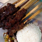 Sate Daging Sapi Bumbu Kacang