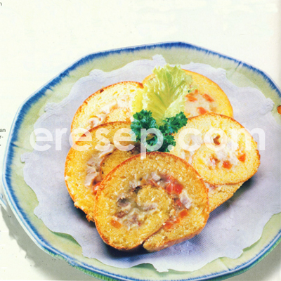 Bolu Gulung Ragout