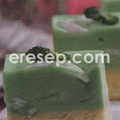 Bolu Tape Siram Puding Pandan