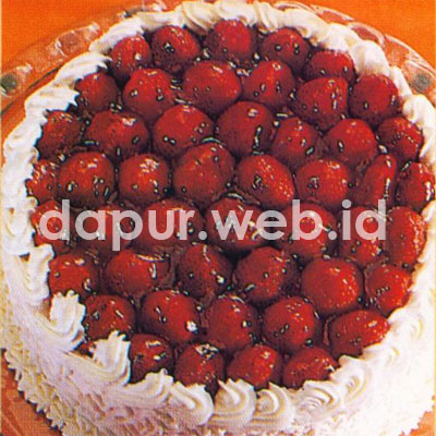 Cake Lapis Mousse Stroberi