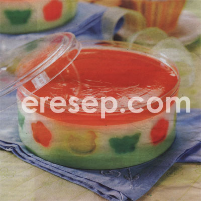 Puding Tuttifruty