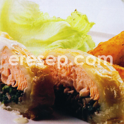 Salmon En Croute